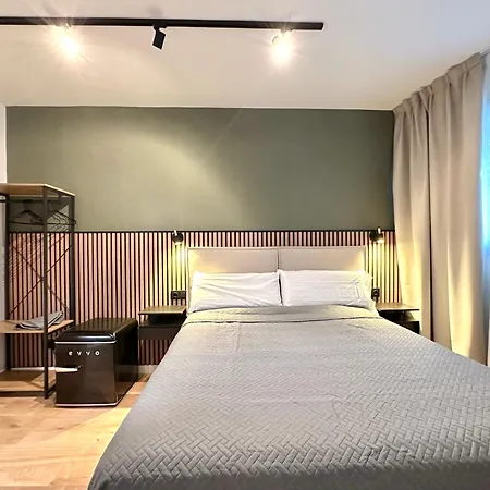 Rambla 招待所 阿利坎特